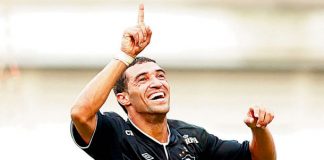 “Vamos consagrar um ano de benção”, afirma atacante Fábio Paulista Fábio Paulista