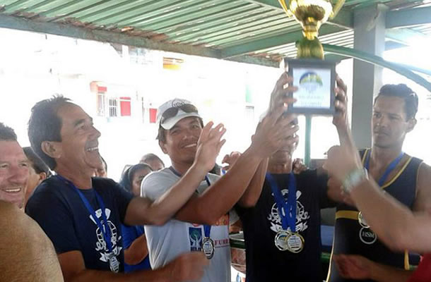 Equipe master azulina de regata Equipe master azulina de regata