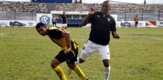 Jogadores comemoram atuação Remo 3x0 Castanhal (Val Barreto)