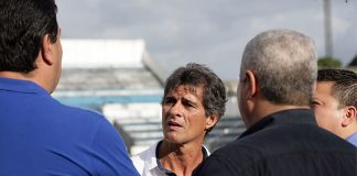 Pirão alerta Guerreiro: “Não vai ter desculpa de nada” Zeca Pirão, Charles Guerreiro, Henrique Custódio e Thiago Passos