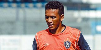 Sem propostas, Jhonnatan tem futuro incerto até no Remo Jhonnatan