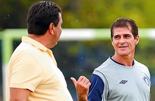 Zeca Pirão e Charles Guerreiro Zeca Pirão e Charles Guerreiro