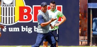 Roberto Fernandes e Leandro Cearense