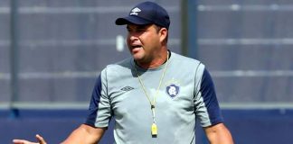 Roberto Fernandes adianta escalação para a estreia e inclui Danilo Rios Roberto Fernandes