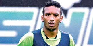 Jhonnatan vive situação indefinida no Remo Jhonnatan