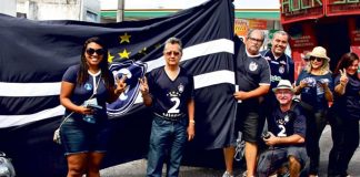 Oposição azulina sai em busca de adesões Pedro Minowa