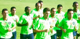 Jogadores remistas realizam atividade física