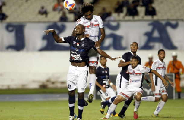 Remo 2x1 Gavião (Yan) Remo 2x1 Gavião (Yan)