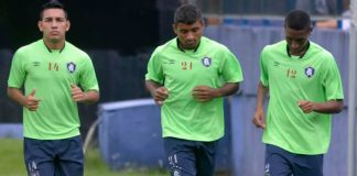 Leão renova com 4 jogadores da base Alex Ruan, Sílvio e Warian Santos (Ameixa)