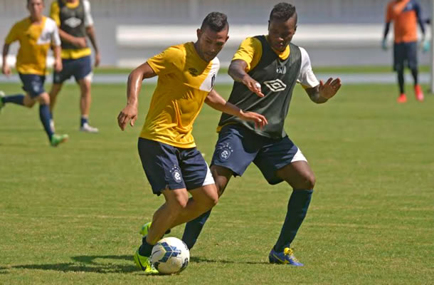 Levy e Juninho Levy e Juninho