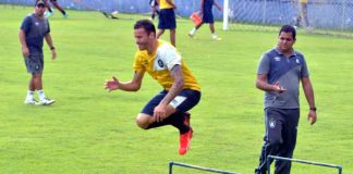 Michel diz que time não estará 100%, mas promete entrega Michel e Leston Júnior