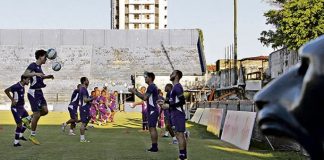 Jogadores remistas realizam atividade física