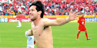 Diretoria despista sobre contratação do meia argentino Lucas Acosta Lucas Acosta