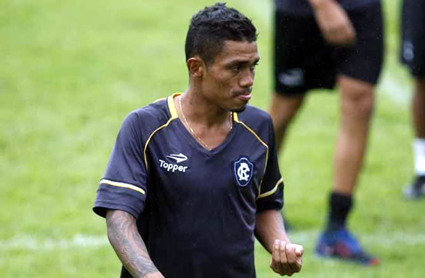 Remo esclarece suposto caso de doping de lateral-esquerdo Jaquinha