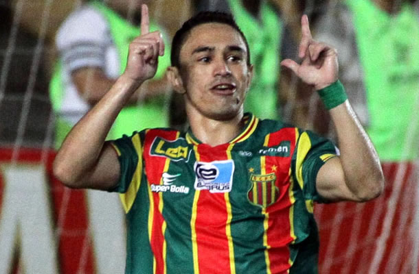 Pimentinha na mira do Leão Pimentinha