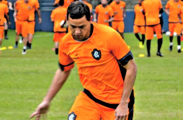 Luiz Eduardo aguarda regularização para ser relacionado Luiz Eduardo