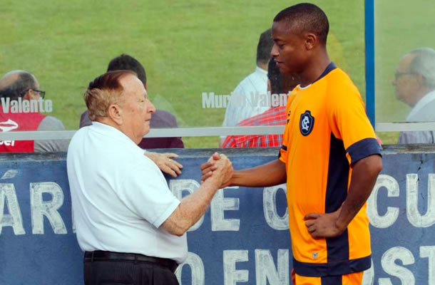 Remo recebe CSA-AL para esquecer turbulência e sonhando com liderança Manoel Ribeiro e Edgar