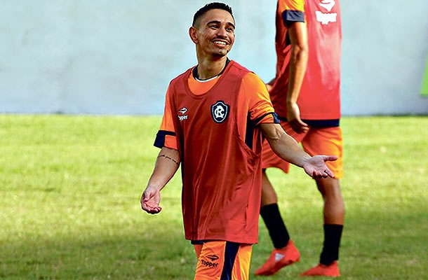 Pimentinha chega para colocar um tempero novo no Leão Pimentinha