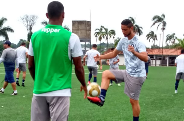 Leão treina para ajustar a equipe para o Parazão Bruno Maia
