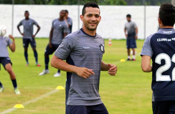 “Foi pra isso que voltei”, diz Levy Levy