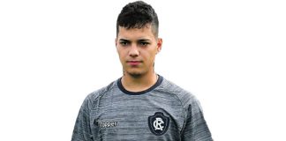 Remo ainda não definiu quem será o seu novo camisa 10 Andrey