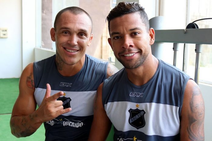 Leandrão e Wallyson Leandrão e Wallyson