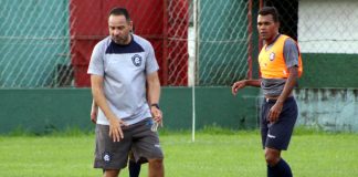 Artur Oliveira e Dedeco