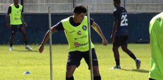 Echeverría na reserva até “ficar no ponto” Echeverría