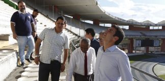“Faremos de tudo para o Mangueirão estar pronto o mais rápido possível”, garante governador Fábio Bentes acompanhou a visita do governador Helder Barbalho ao estádio Mangueirão