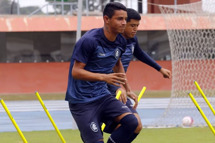 Kevem e Echeverría Kevem e Echeverría