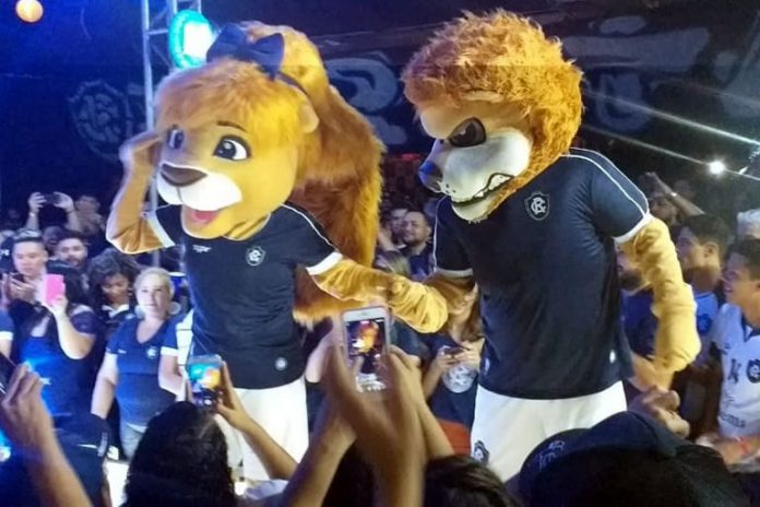 Leona e Leão Malino Leona e Leão Malino