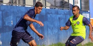 Para lateral azulino, Independente é “um adversário chato” Tiago Félix e Geovane