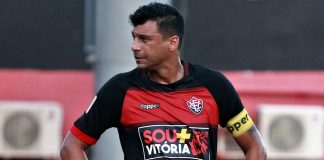 Com contrato encerrando no Vitória-BA, Neto Baiano vira alvo do Remo Neto Baiano