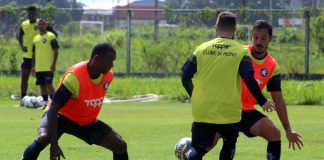 Mimica, Guilherme Garré e Yuri