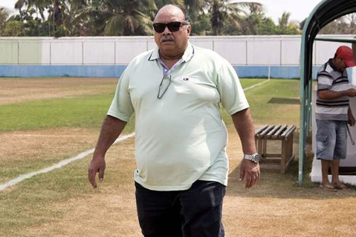 Cláudio Santos Cláudio Santos