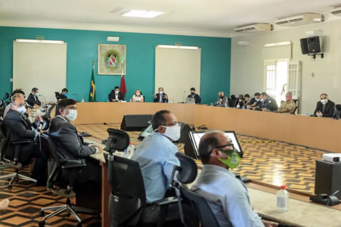 Governo do Estado apresenta projeto do "novo Mangueirão"