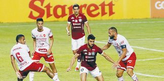 Remo 0×0 Vila Nova-GO (Lucas Siqueira e Tcharlles)