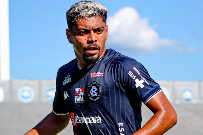 Remo 4x2 Águia (Everton Silva) Remo 4x2 Águia (Everton Silva)