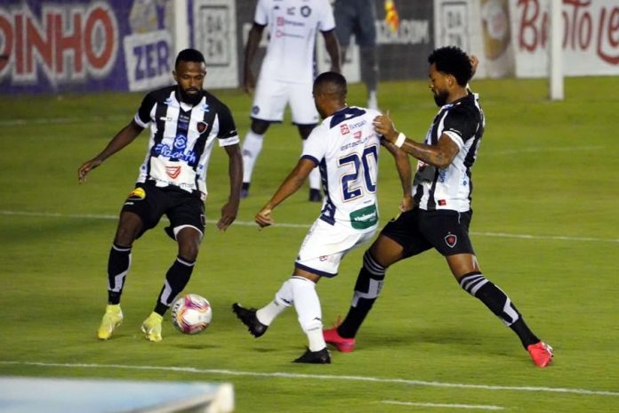 Botafogo-PB 0×0 Remo (Carlos Alberto) Botafogo-PB 0×0 Remo (Carlos Alberto)