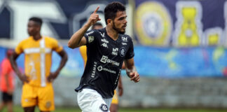 Remo 2(4)×(5)1 Brasiliense-DF (Fredson)