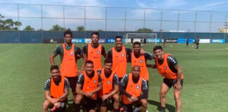 Jogadores remistas realizam atividade física