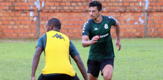 Mimica e Renan Oliveira