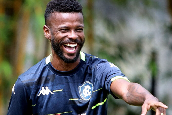 Erick Flores Erick Flores