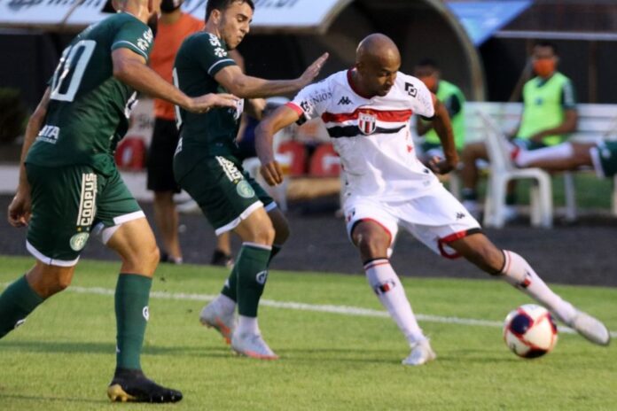 Vinícius Kiss Vinícius Kiss