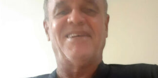 Técnico campeão brasileiro recebe camisa do Remo de presente: “Está na minha história” Roberval Davino