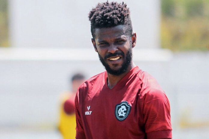 Erick Flores Erick Flores