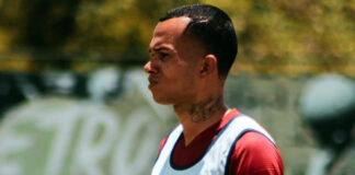 Com sequência difícil pela frente, Anderson Uchôa demonstra otimismo: “Vamos jogar para vencer” Anderson Uchôa