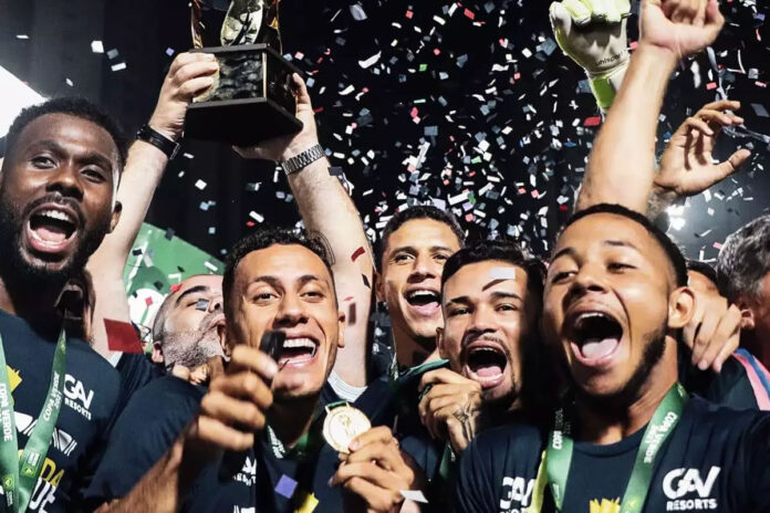 Igor Fernandes, Fábio Bentes, Renan Gorne, Vinícius, Pingo e Ronald Igor Fernandes, Fábio Bentes, Renan Gorne, Vinícius, Pingo e Ronald