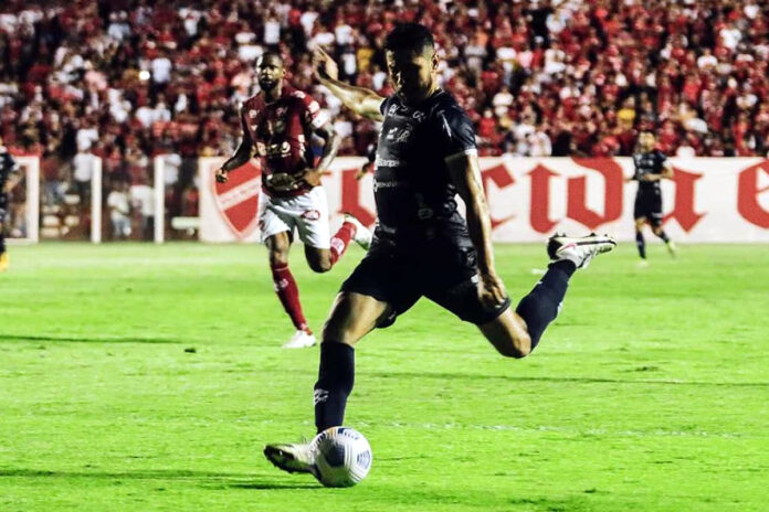 Vila Nova-GO 0×0 Remo (Neto Pessoa) Vila Nova-GO 0×0 Remo (Neto Pessoa)