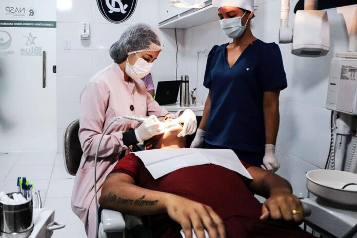Jogadores passaram por exames odontológicos no NASP Jogadores passaram por exames odontológicos no NASP